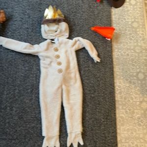 Where the wild things are Max costume pottery barn EUC size 4-6